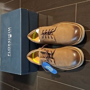 New Florsheim shoes 8.5 US